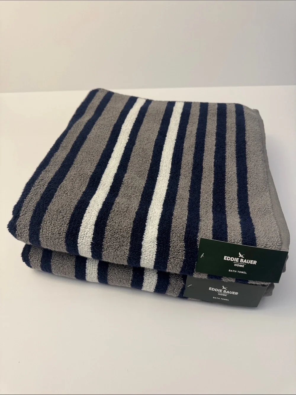 2pc EDDIE BAUER Homecoming Grey Stripe Bath Towel Set - Grey/Blue/White